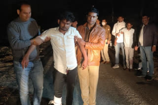 greater noida police caught crooks after encounter