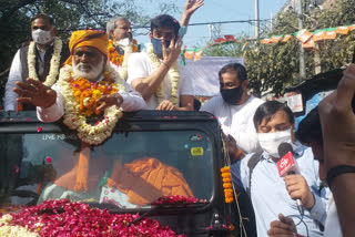 East Delhi MP Gautam Gambhir road show for BJP candidate
