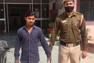 Auto lifter arrested with stolen motorcycle by Najafgarh police of new delhi