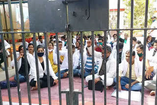 PG doctors strike in patna