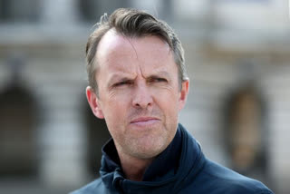 graeme swann backs motera pitch controversies saying india dont complain of seaming decks when playing in england