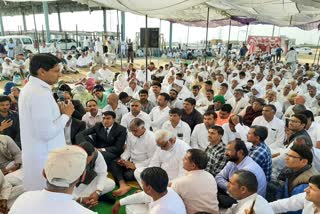 farmers-should-not-destroy-crops-mp-deepender-hooda