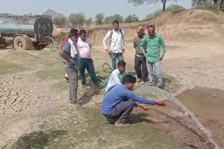 People put water in Surajpura Dam, Latest news of dausa