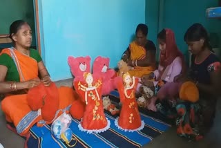 Women of Deoghar are making toys