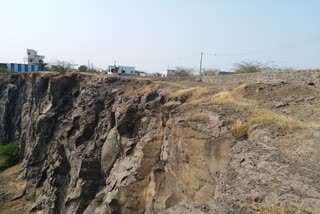 road trench problem at vijayapura