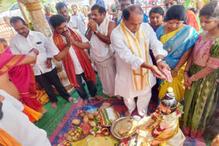 Minister allola indrakaran reddy participating in special pujas in Potuluri Temple at nirmal