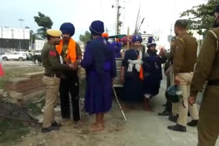 Nihang attacked the traffic police