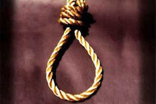 22-year-old man hanged on tree