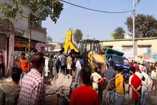 encroachment removed for widening of bijnor budaun road