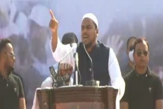 Abbas Siddiqui rips Congress apart at Kolkata rally