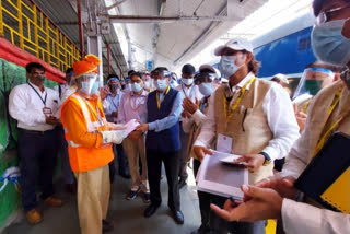 Inspection of Mumbai Suburban Railway