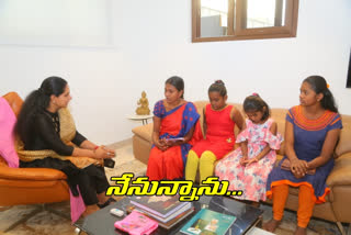 mlc-kavitha-help-to-single-woman-and-took-responsibility-of-her-three-daughters-education-in-hyderabad