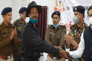 Wanted Naxal surrenders in Jharkhand's Ranchi