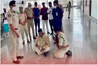 TDP chief Chandrababu Naidu detained in Renigunta; sat down in protest