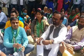 JMM protest against central government in Ranchi