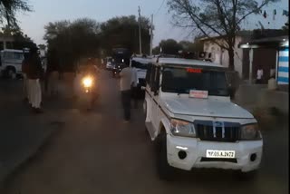 Stones pelted on police for stopping prostitution in Afzalpur of Mandsaur