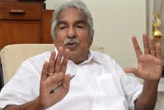 Former Chief Minister Oommen Chandy has said that the Central and state governments have made the people miserable when fuel and LPG prices have gone up  Former Chief Minister Oommen Chandy  Central and state governments  fuel and LPG prices  ഇന്ധന,പാചകവാതക വില; മോദിയും പിണറായിയും കണ്ണുംപൂട്ടിയിരിക്കുന്നുവെന്ന് ഉമ്മന്‍ ചാണ്ടി  ഇന്ധന,പാചകവാതക വില  മോദിയും പിണറായിയും കണ്ണുംപൂട്ടിയിരിക്കുന്നുവെന്ന് ഉമ്മന്‍ ചാണ്ടി  മോദി  പിണറായി  ഉമ്മന്‍ ചാണ്ടി  ഇന്ധനവില  പാചകവാതക വില