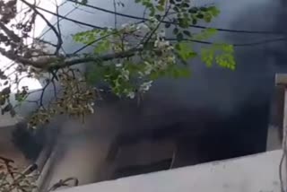 fire broke out in a house at vrindavan in mathura