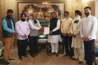 Satpal Satti meets Union Petroleum Minister