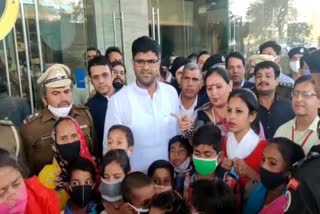 faridabad dushyant chautala children