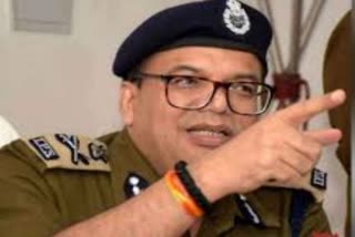 पुलिस आयुक्त डी.के. ठाकुर