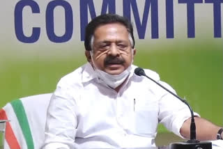 Chennithala  Shri M  ബിജെപി - സിപിഎം  രമേശ് ചെന്നിത്തല  ബിജെപി  ഉപകാര സ്മരണ  തിരുവനന്തപുരം  bjp