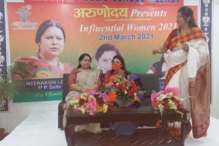 bjp-mp-meenakshi-lekhi-arrives-at-mahila-samman-samaroh-held-in-meerut