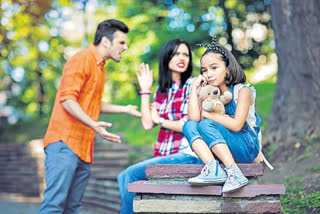 Husband and wife quarrels in front of children are their consequences