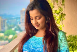 Shreya Ghoshal announces pregnancy