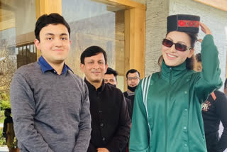 actress-urvashi-rautela-in-manali-for-film-shooting