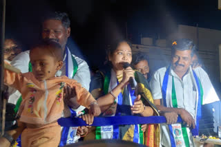 home minister sucharita in palakaluru election campaign