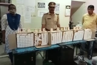 Seizure of smuggled Karnataka liquor