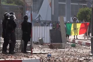 senegal clashes kill one after opposition leader arrested
