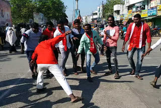 Innovative protest playing kabaddi to stop Visakha steel privatization