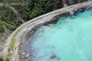 Pacific quake sets off tsunami, threat lifts in New Zealand