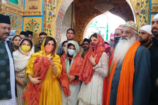 bollywood filmmaker ekta kapoor visit ajmer sharif dargah