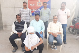 dwarka-police-arrested-wanted-accused