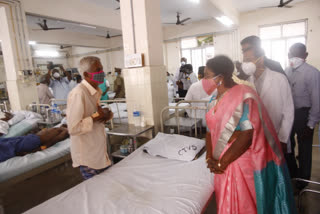 Puducherry Governor Tamilisai Soundararajan inspected at Puducherry Government Hospital