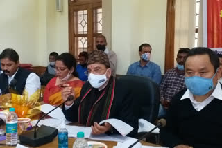 MP Bhatt held a meeting