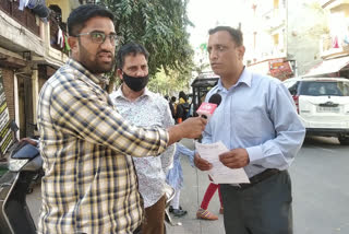 public demanding toilet from mcd in Rohini delhi