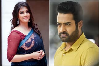 varalaxmi sarathkumar to play politician role in Ntr 30!