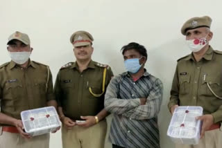 Latest news of Sikar, Sikar 18 lakh theft case,  Sikar junk arrested, recovered stolen amount