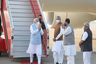 The Prime Minister arrived in Gujarat to attend a joint conference of military commanders