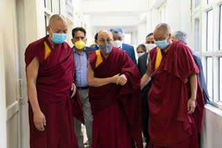 Tibetan religious leader Dalai Lama appealed to people to apply corona vaccine