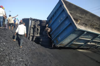 6 coach of a freight train derailed in hazaribag