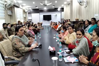 north western district police  program on international women's day  north western district police womens day  delhi police womens day program  अंतर्राष्ट्रीय महिला दिवस  उत्तरी पश्चिमी जिला पुलिस महिला दिवस  महिला दिवस पर विशेष कार्यक्रम