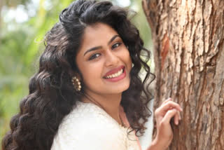 'jathiratnalu' fame faria abdullah