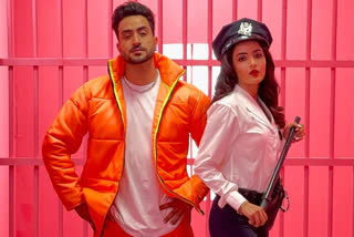 Lovebirds Jasmin-Aly collaborate with Tony Kakkar for music video