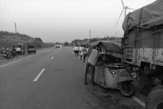 lorry auto accident