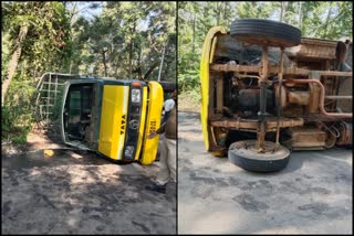accident at chickmagaluru ; 10 are injured